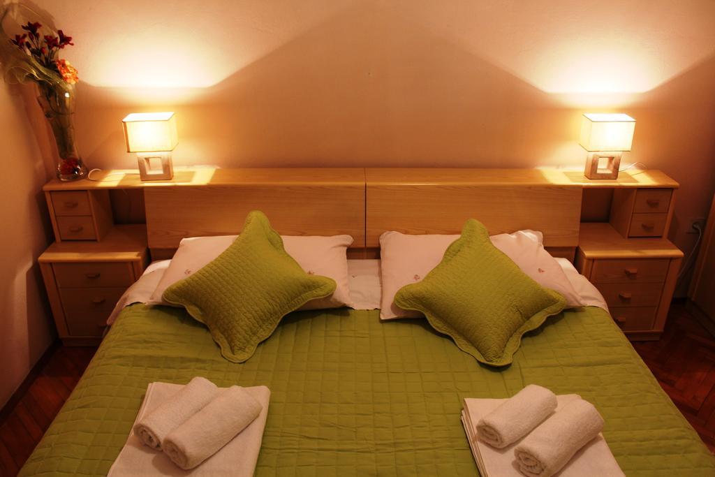 Apartments Stari Sibenik Grebastica Phòng bức ảnh