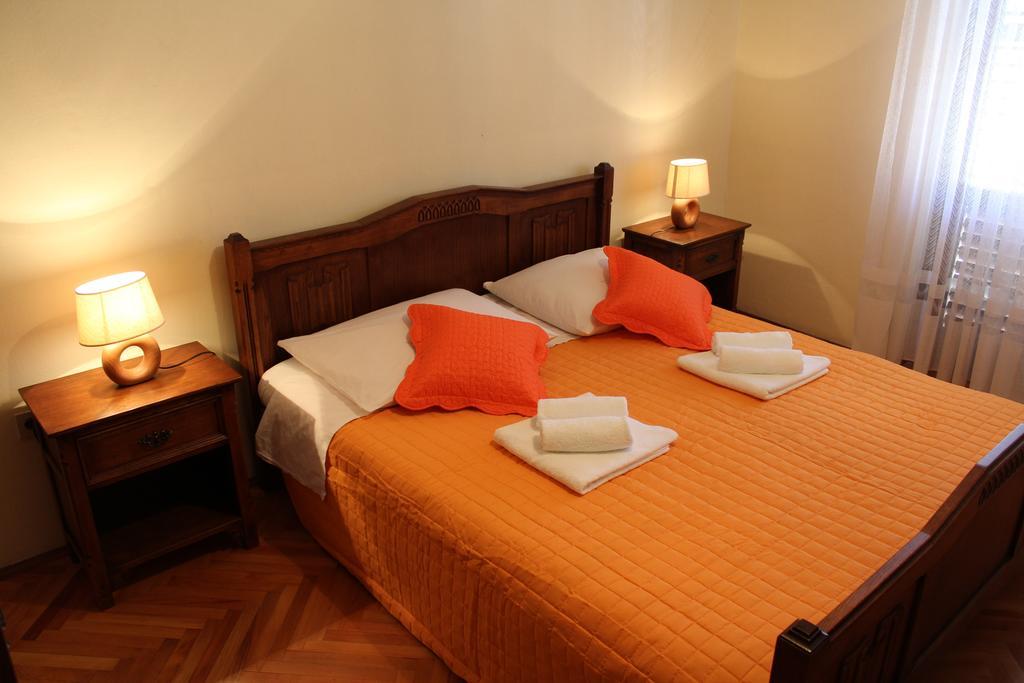 Apartments Stari Sibenik Grebastica Phòng bức ảnh